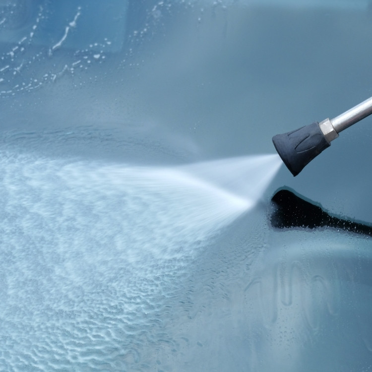 Pressure washing services in Los Angeles, CA